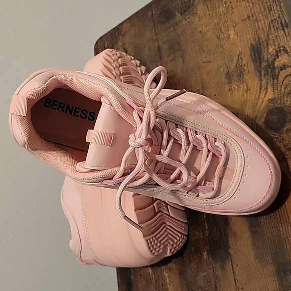 BERNESS/Dolls Kill Rec League Chunky platform sneaker - Picture 5 of 8